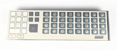 Foxboro P0903CW 32 LED / সুইচ জোড়া একটি 16 সেকশন সংখ্যাসূচক কীপ্যাড এবং এক NUM লক LED এর সমন্বয়