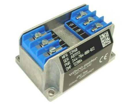 IPC704 244-704-000-042 A1-B03-C100-D100-E5-F2000-G0-H0-I0 লেয়ার হাউজিং কম্পন গতি পরিমাপ জন্য Piezoelectric চার্জ সংকেত কন্ডিশনার